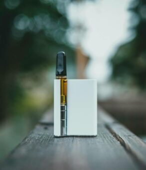 accessoires-indispensables-pour-vapoteurs-reguliers-min